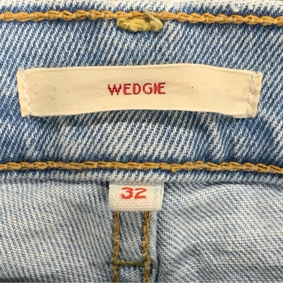 Levi's | Women's Premium Wedgie Icon Fit Light Wash Denim Jeans | Sz 32 - Picture 10 of 16